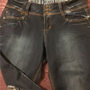 Signature Studio Women’s Capris- Size 14